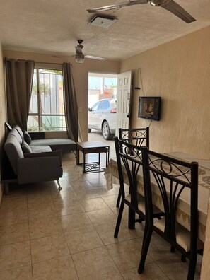 House, 2 Bedrooms, Accessible, Smoking | Interior - Nice House With Air Conditioning And Wifi (Mérida)