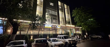 Fachada da propriedade