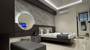 واي فاي مجانًا وملاءات أسرّة