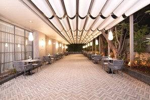 Courtyard - Treat Hotel Nashik City Center (Nashik)