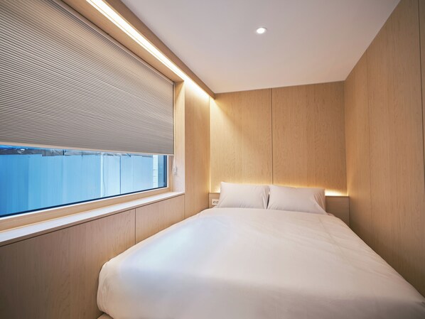 Executive Quadruple Room, 2 Queen Beds, Private Bathroom, Courtyard View | Courtyard view - Dandelion Sinsa Branch 1 (Seoul)