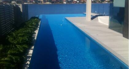 Waterfront Oasis - Panoramic Views | Infinity Pool