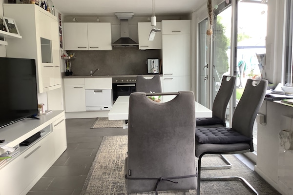 Küche mit Essbereich