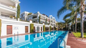 Unclassified image, 5 of 34, button - Doncella Beach luxury with ocean view (Estepona)