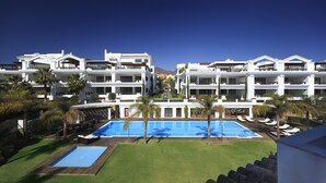 Unclassified image, 4 of 34, button - Doncella Beach luxury with ocean view (Estepona)