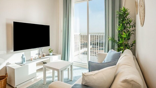 Phòng Tiêu chuẩn, không hút thuốc, bồn tắm | Khu phòng khách | Smart TV 55-inch có truyền hình kỹ thuật số 