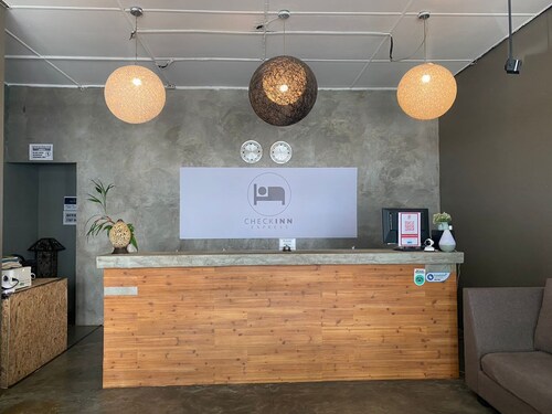 CheckInn Express Kuching