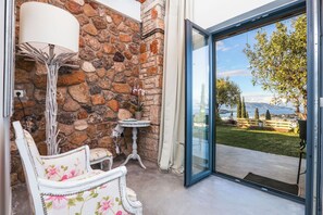 Interior - Stone House  (Kira Chrisikou)