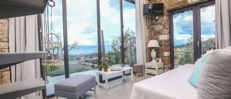 2 Schlafzimmer, BĂŒgeleisen/BĂŒgelbrett, WLAN, BettwĂ€sche