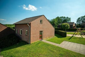 Exterior - Detached Holiday Home in Reevallis (Vijlen)