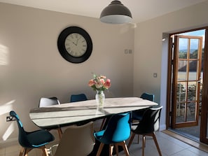 Dining - Luxury modern home in the centre of the picturesque town of Llanbedr, Harlech.  (Wales)