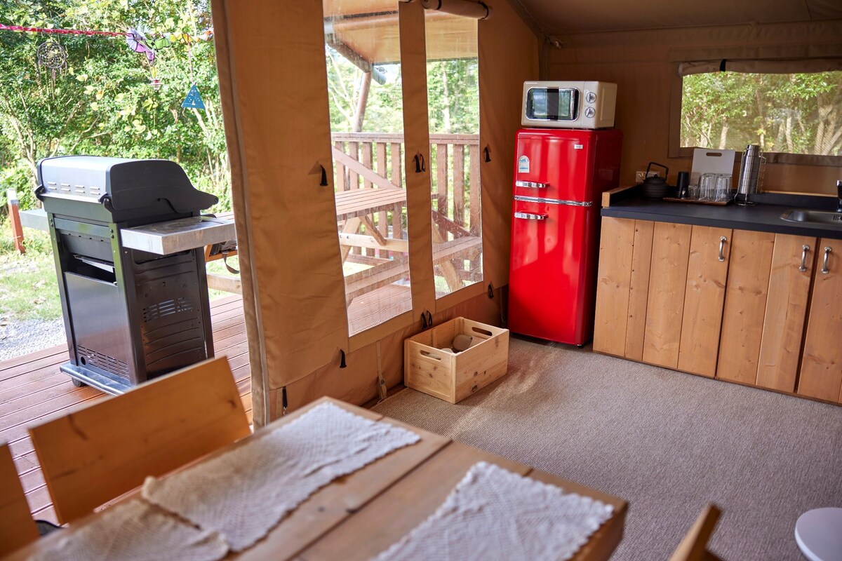 Basic Room, 1 Bedroom (Glamping) | Free WiFi