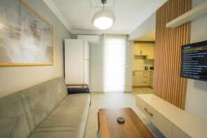 Geladeira, fogão, cooktop, chaleira elétrica