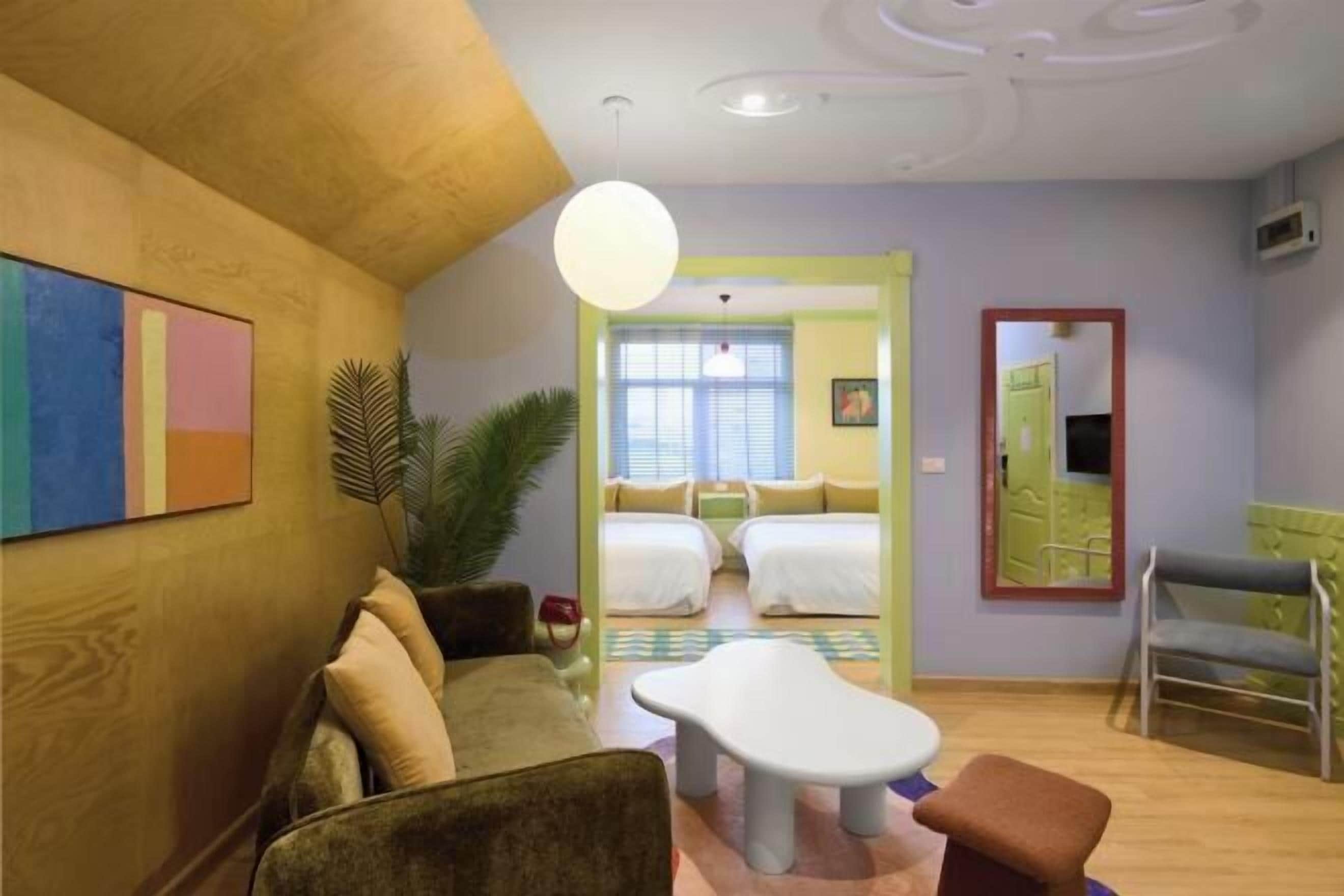 Individueel gedecoreerd, individueel gemeubileerd, gratis wifi