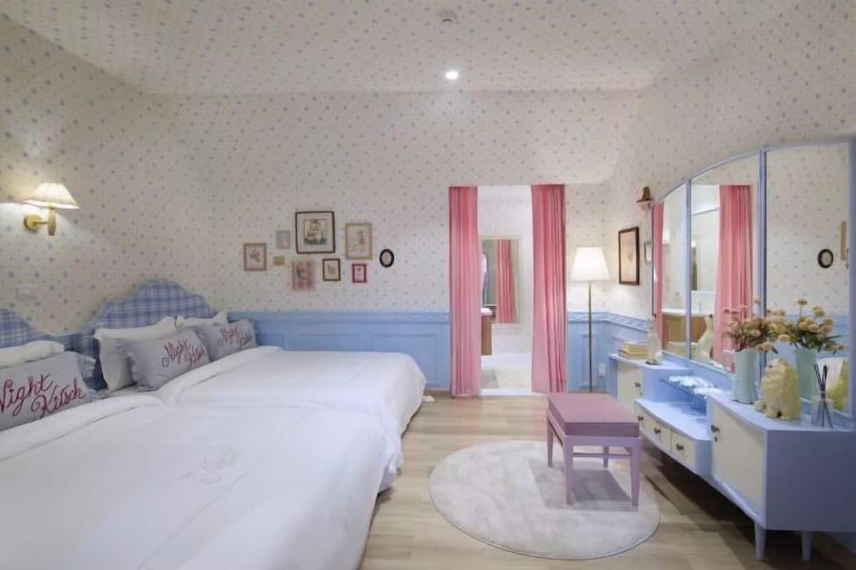 1 bedroom, individually decorated, individually furnished, free WiFi