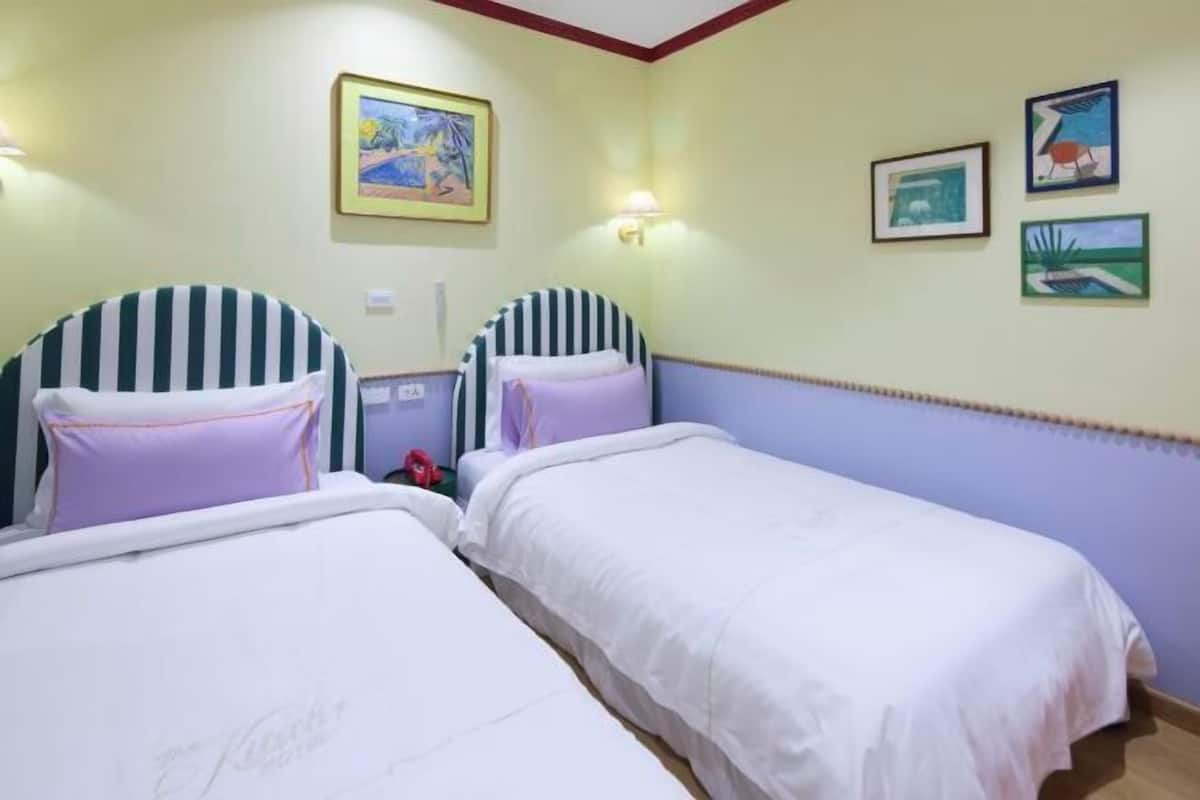 1 bedroom, individually decorated, individually furnished, free WiFi