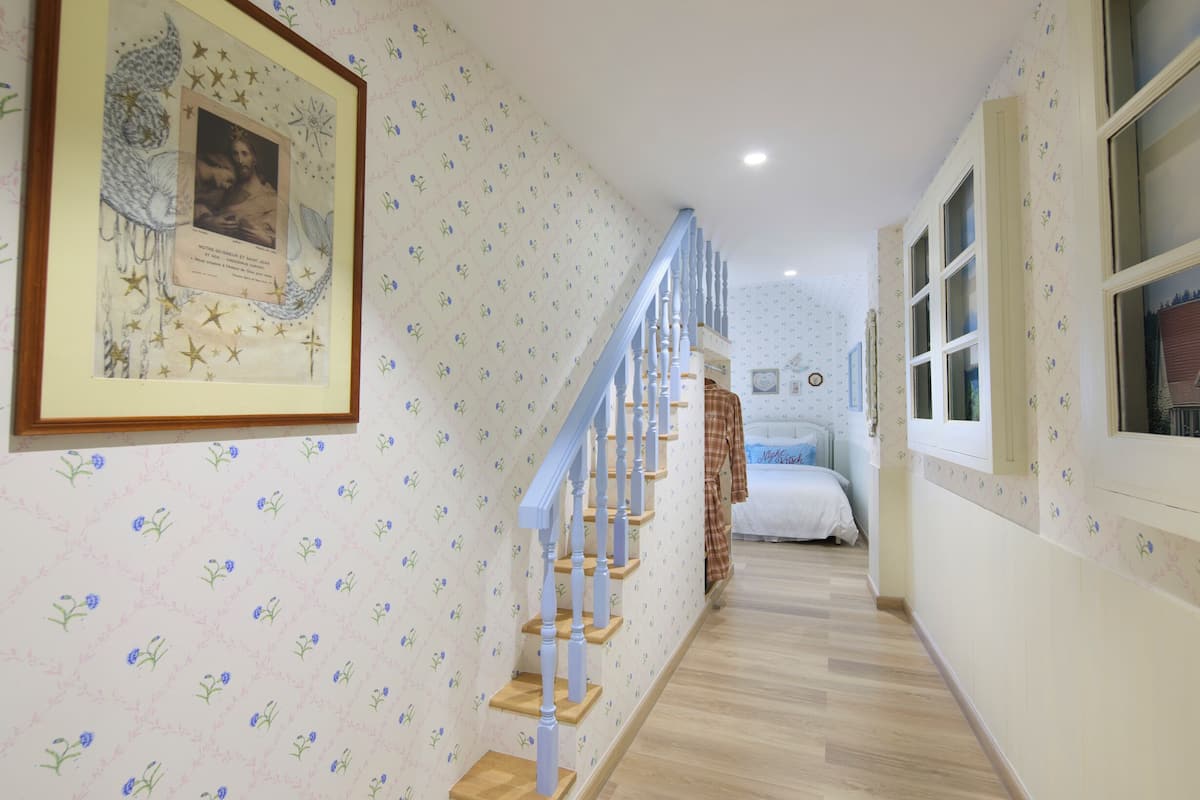 Kamer, 2 eenpersoonsbedden | 1 slaapkamer, individueel gedecoreerd, individueel gemeubileerd