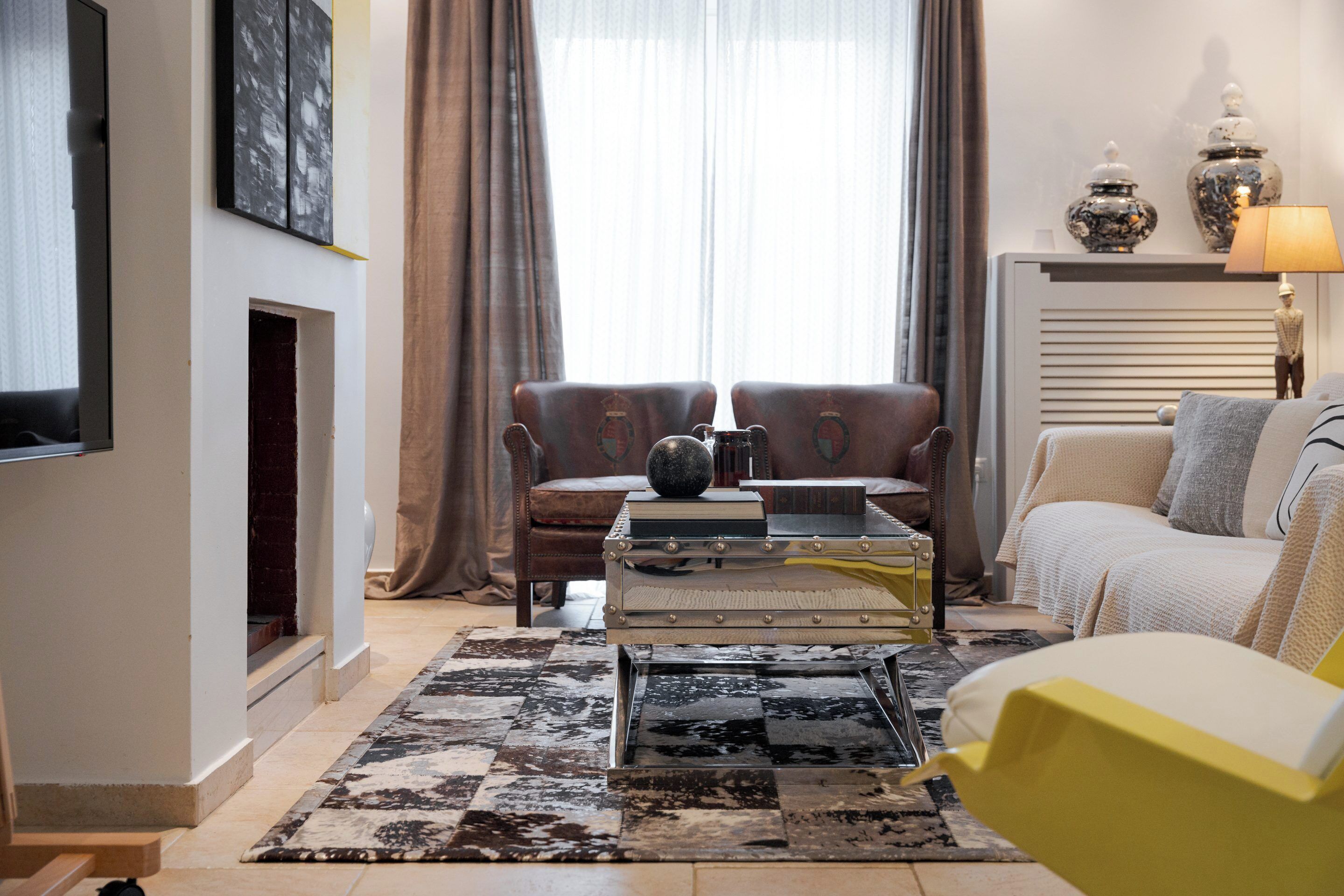 特色別墅 | 起居區 | 50-吋智慧型電視，提供數位頻道