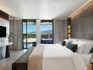 Zeus Presidential Suite with Balcony, Temple View & outdoor Jetted Tub | Egyptian cotton sheets, premium bedding, memory foam beds, minibar - Anthology of Athens, a member of The Leading Hotels of the World (Athens)
