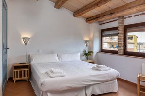 12 chambres, Wi-Fi gratuit, draps fournis