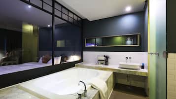 Basic Twin Room | Bathroom | Hair dryer, slippers, bidet, towels