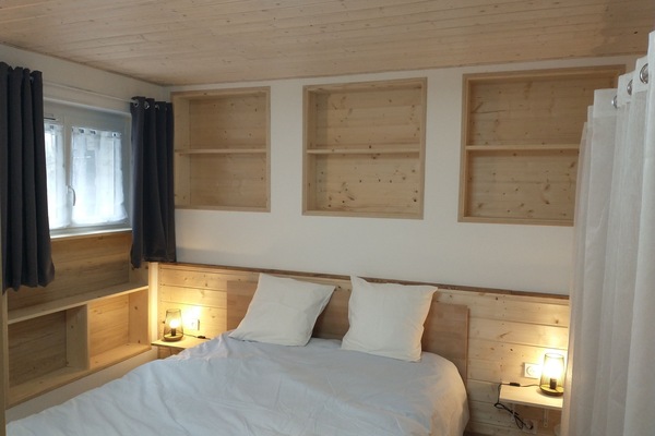 2 sovrum, wi-fi och sÀngklÀder