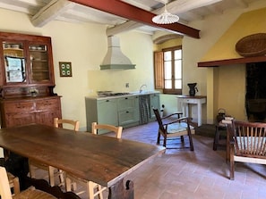 Leilighet, 1 soverom, røyk, terrasse | Innvendig