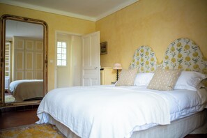 8 Schlafzimmer, Bügeleisen/Bügelbrett, WLAN, Bettwäsche