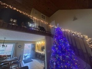 Interior - Bear Valley Cabin by Beyond Expectations: 4BR Cabin w/ Hot Tub & Game Room (Pigeon Forge)