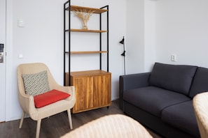 Apartment | In-room safe, desk, blackout drapes, iron/ironing board - Rooms25 (Amsterdam)