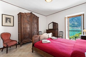 4 chambres, fer et planche à repasser, lit parapluie, Wi-Fi gratuit