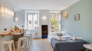 Unclassified image, 5 of 23, button - Apartment in Cannes with 2 bedrooms sleeps 6 (Cannes)