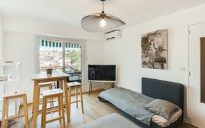 Interior - Apartment in Cannes with 1 bedrooms sleeps 4 (Cannes)