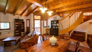 Interior - Ski&bike In The Sunny Valley By Halldis (Barzio)