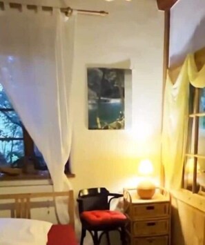 15 slaapkamers, een strijkplank/strijkijzer, gratis wifi
