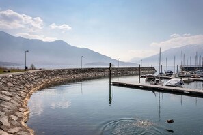 Marina - Yellow Lake View, Lovely 2 Br Flat With Terrace&pool By Halldis (Gera Lario)
