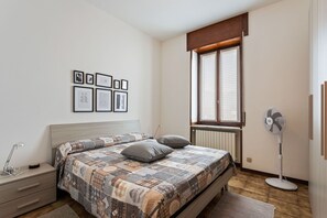 3 bedrooms, iron/ironing board, free WiFi - Casa La Rivetta, 3 Br Flat With a Lovely Como View By Halldis (Dongo)