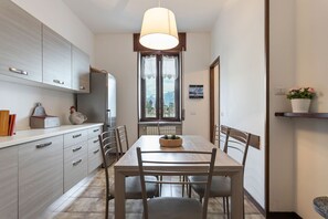 Dining - Casa La Rivetta, 3 Br Flat With a Lovely Como View By Halldis (Dongo)