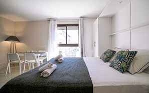 Bügeleisen/Bügelbrett, kostenloses WLAN