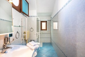 Bruser, hårtørrer, bidet
