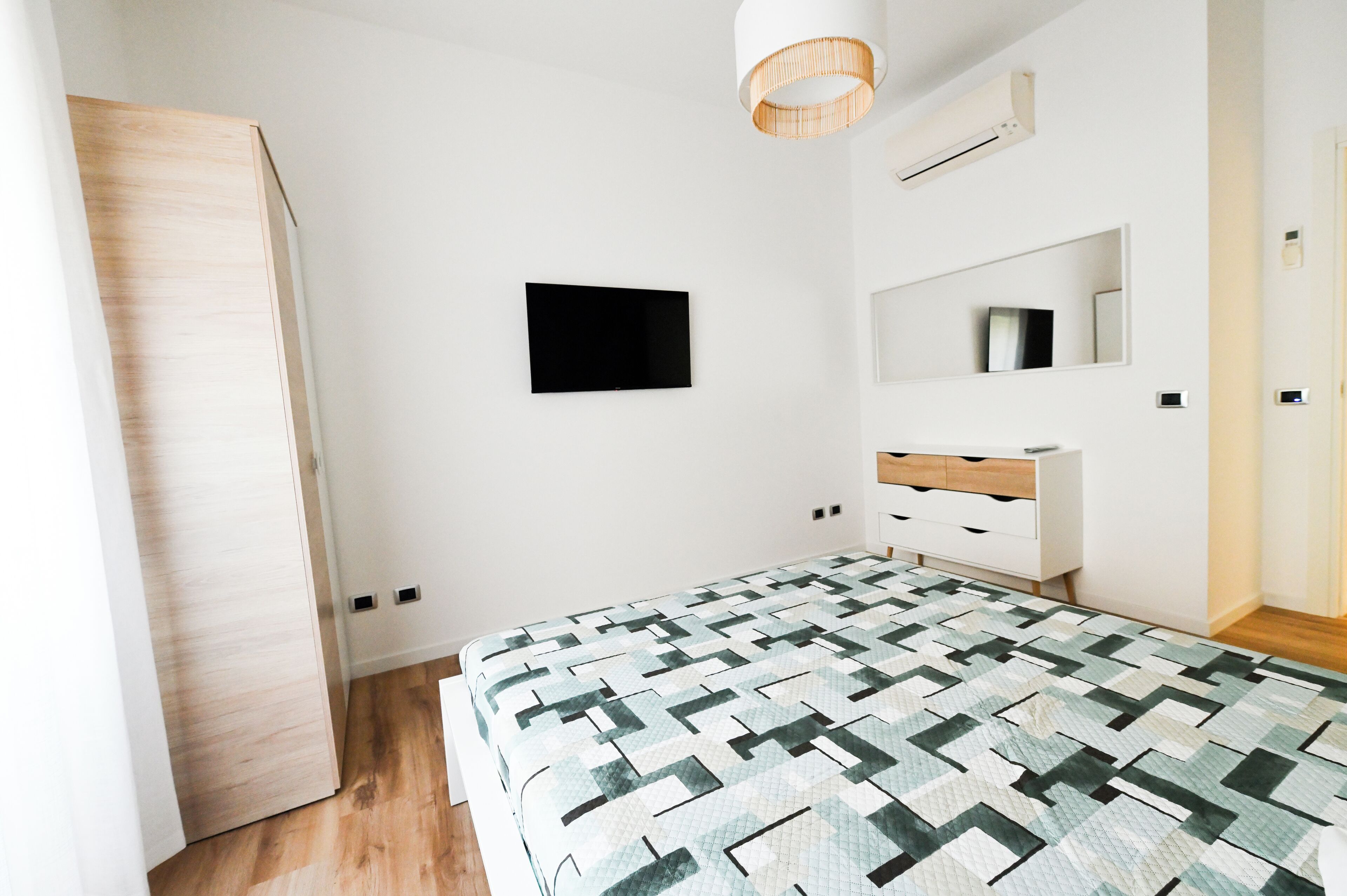 2 Schlafzimmer, Zimmersafe, Bügeleisen/Bügelbrett, kostenloses WLAN