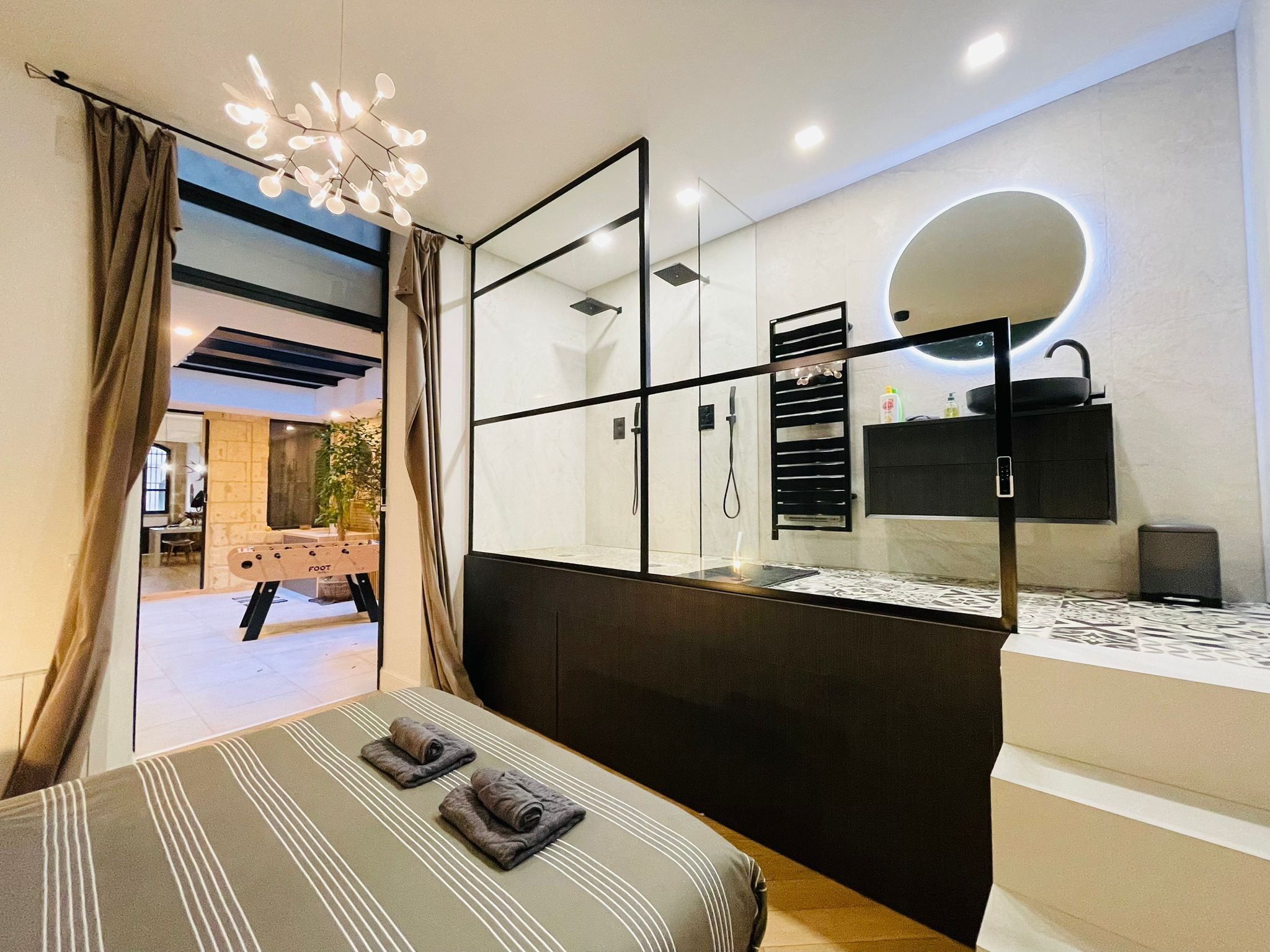 2 soverom, strykejern/-brett, wi-fi og sengetøy