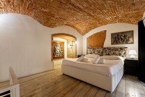 1 chambre, fer et planche à repasser, lit parapluie, Wi-Fi gratuit