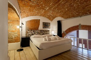 1 chambre, fer et planche à repasser, lit parapluie, Wi-Fi gratuit
