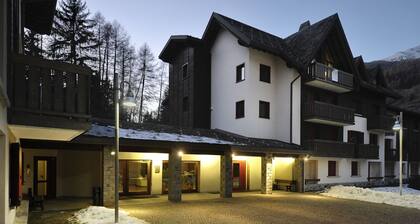 Monte Mandrone A8 by Halldis