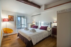 2 Schlafzimmer, Bügeleisen/Bügelbrett, Reisekinderbett, kostenloses WLAN