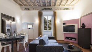 Living area - Terme Suite by Halldis (Florence)
