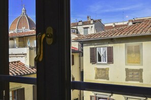 Interior - Anselmi Modern 2 Br Flat By Halldis (Florence)