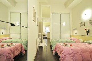 2 bedrooms, iron/ironing board, travel crib, free WiFi