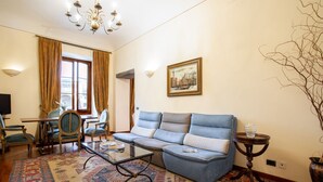 TV - Signoria Vista, Bright & Cozy 2 Br Apartment By Halldis (Florence)